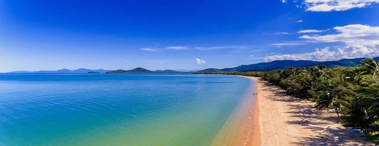 Homestay Beach Bliss, Private Bedroom, Private Lounge & Bathroom, Plus Netflix, Wifi Kewarra Beach