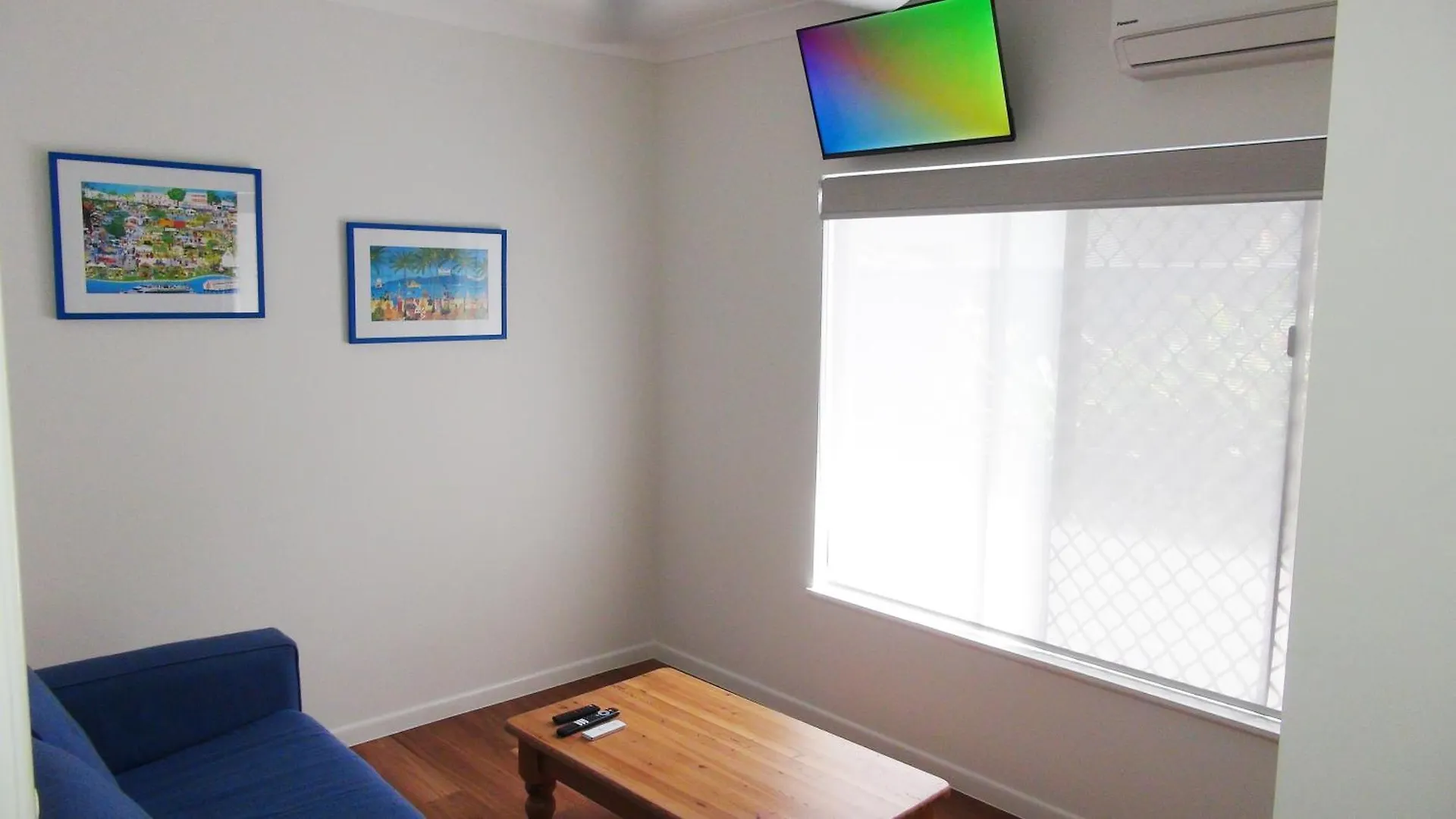 Beach Bliss, Private Bedroom, Private Lounge & Bathroom, Plus Netflix, Wifi Kewarra Beach 0*,